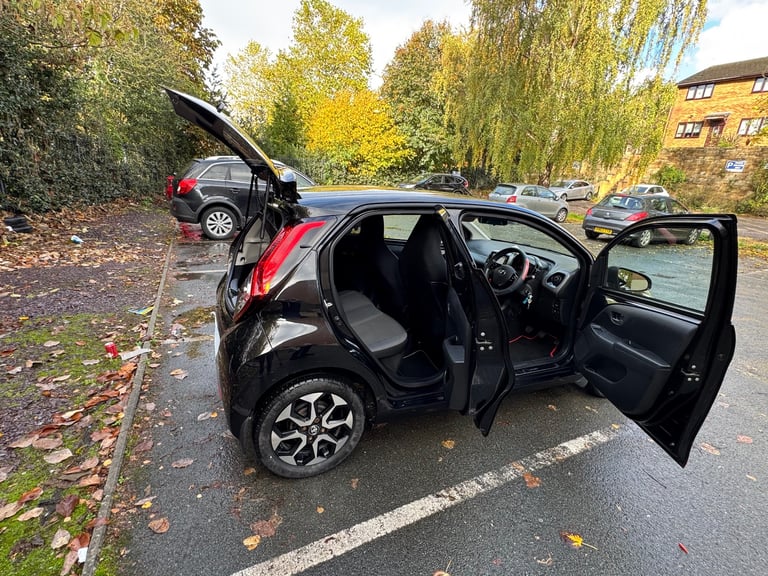 Toyota, AYGO, Hatchback, 2020, Manual, 998 (cc), 5 doors