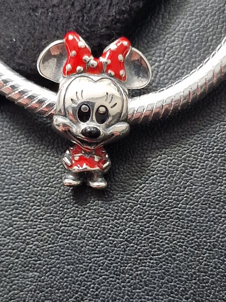 Pandora 21cm Disney 100th anniversary bracelet with  Disney charms 