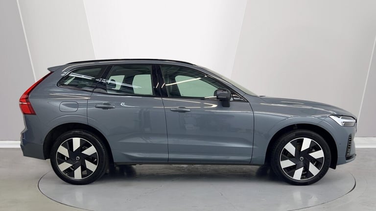 2023 Volvo XC60 2.0 T6 [350] RC PHEV Plus Dark 5dr AWD Geartronic ESTATE PETROL/ELECTRIC Automatic