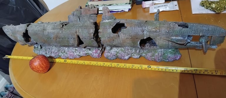 33 inch long Submarine ornament for fish tank / aquarium 