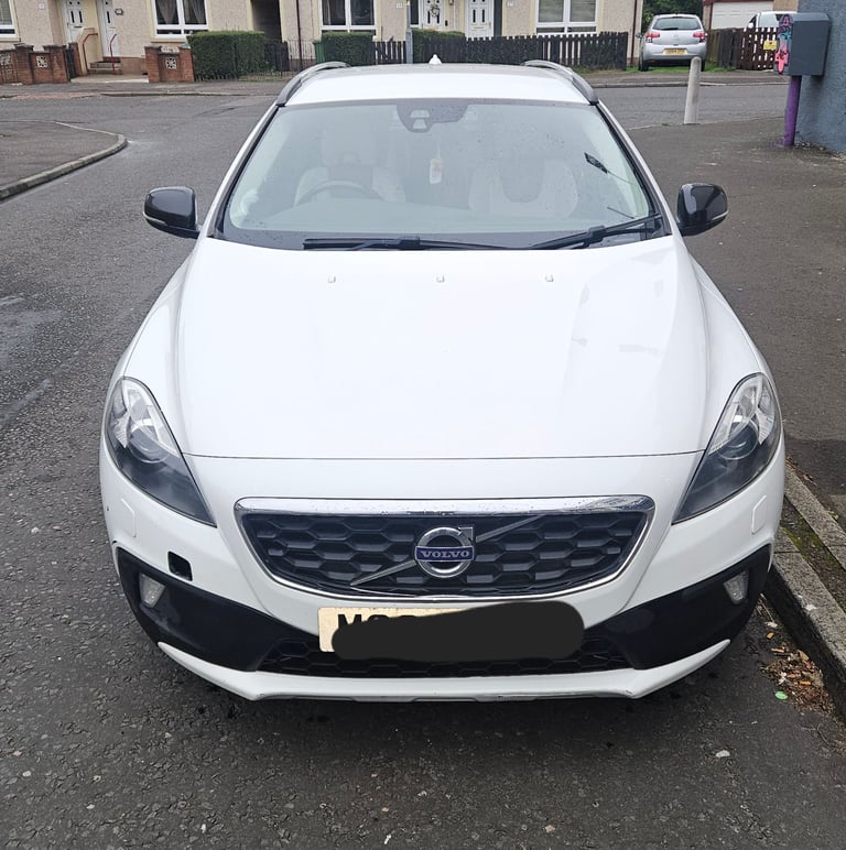 Volvo, V40, Hatchback, 2013, Semi-Auto, 1560 (cc), 5 doors