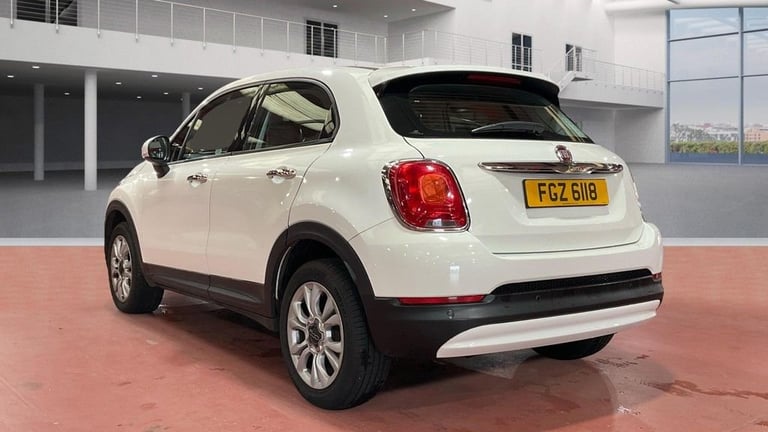 2017 Fiat 500X 1.6 E-Torq Pop Star SUV 5dr Petrol Manual Euro 6 (110 ps) HATCHBACK Petrol Manual