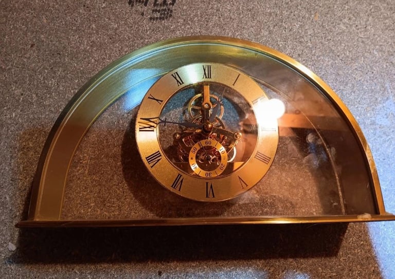 Vintage Acctrim Gold Finish Skeleton Quartz Battery Mantle Clock