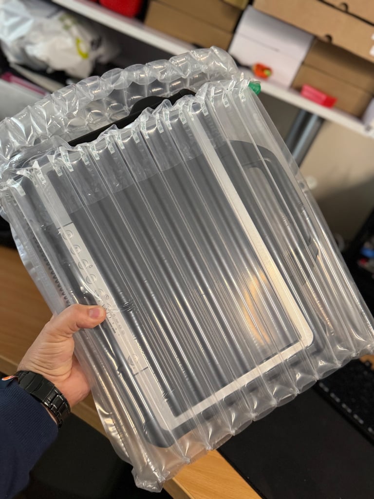 Panasonic Toughbook CF-D1 3th gen Rugged 16 Gb Ram 500 Gb Storage i5 gen 6th Pen Charger Windows Pro