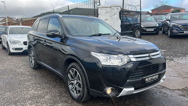image for 2016 Mitsubishi Outlander 2.3L GX 4 DI-D SUV 5dr Diesel Manual Euro 6 (147 bhp) SUV Diesel Manual
