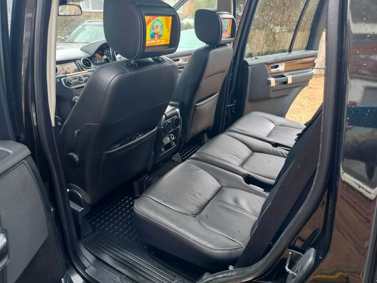 Land Rover Discovery 4 HSE Luxury. Cambelt done. F.S.H. MOT October 2026. Lovely example 