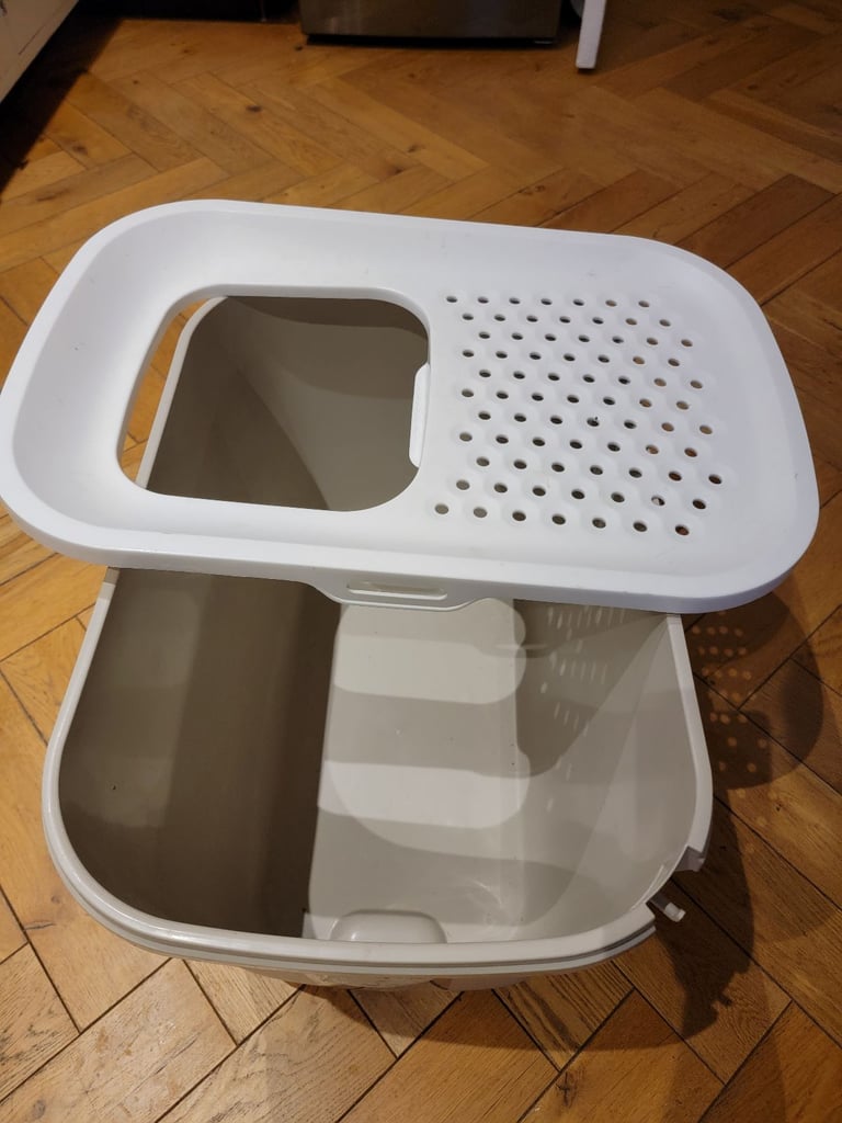 Cat Litter Box - Hop In Style