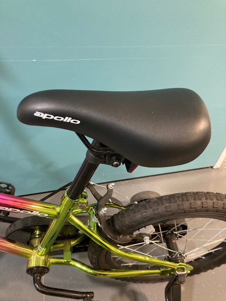 £150.00 Apollo Neo Kids 5-9 years Bike, Pink & Green - 16" Wheel With stabilisers 