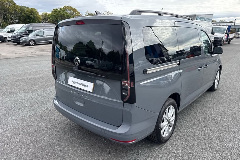 2024 Volkswagen Caddy Maxi 2.0 TDI 122 Life 5dr DSG Van DIESEL Automatic