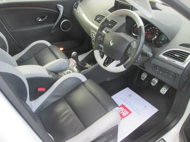 Renault, MEGANE, Estate, 2013, Manual, 1598 (cc), 5 doors