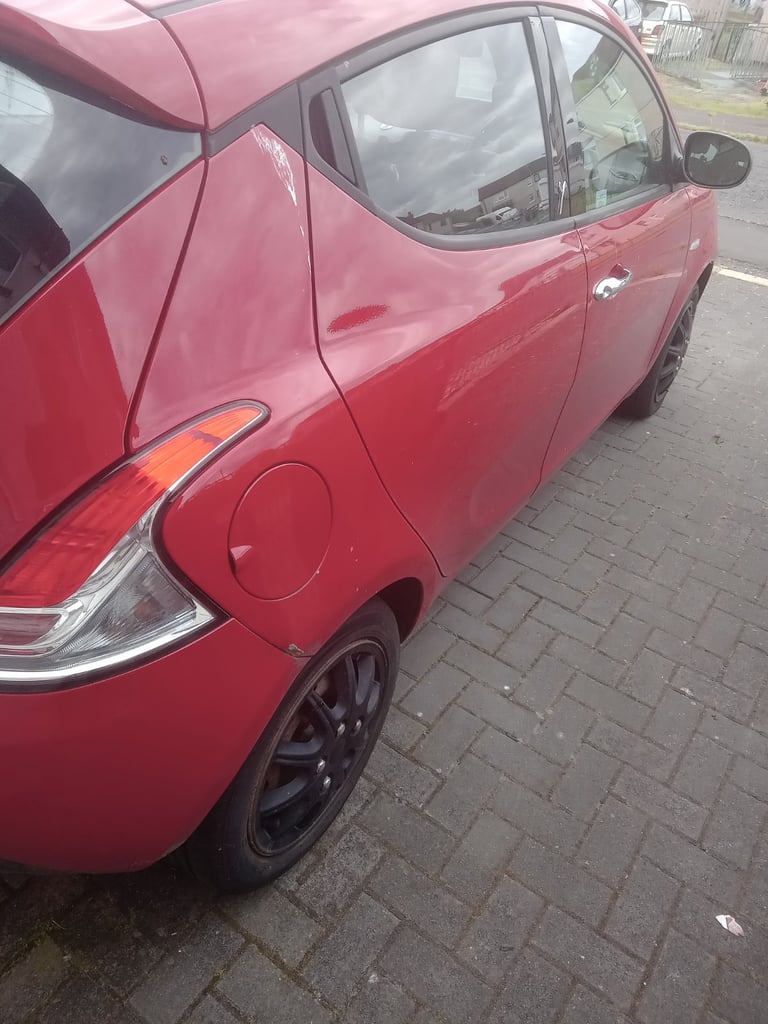 Chrysler, YPSILON, Hatchback, 2012, Manual, 1242 (cc), 5 doors