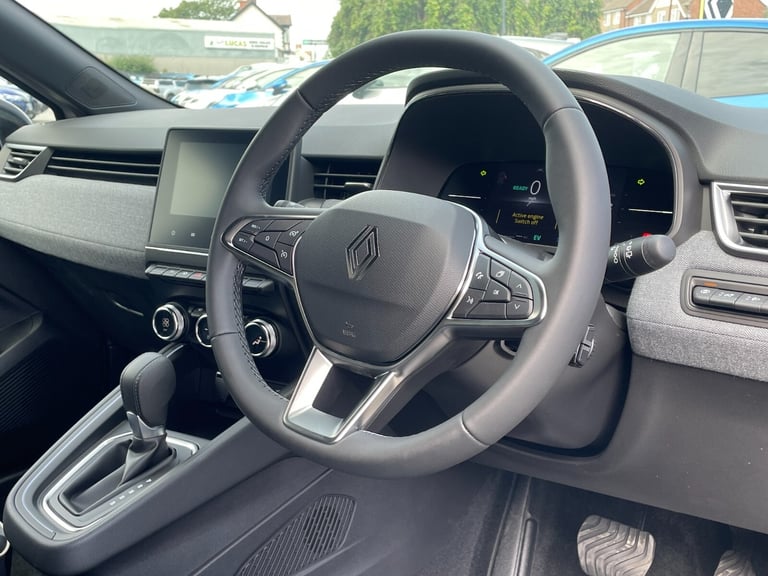 2025 Renault Clio 1.6 E-TECH full hybrid 145 Techno 5dr Auto Hatchback Hybrid Automatic
