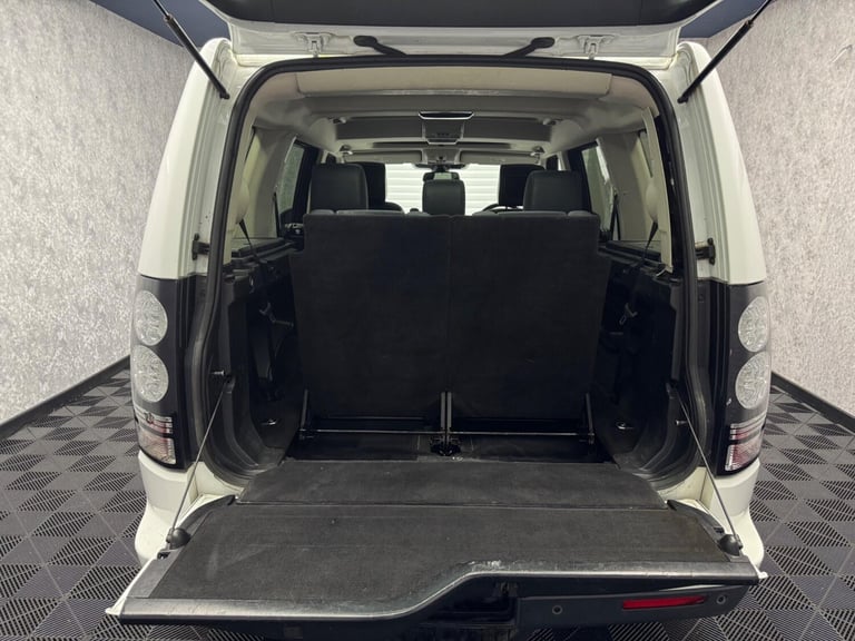 2015 Land Rover Discovery 4 3.0 SD V6 HSE Luxury Auto 4WD Euro 5 (s/s) 5dr ESTATE Diesel Automatic