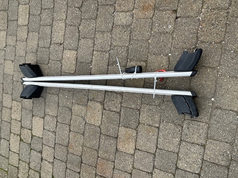 Volvo XC60 roof bars (for 1st generation XC60 2008-2017)