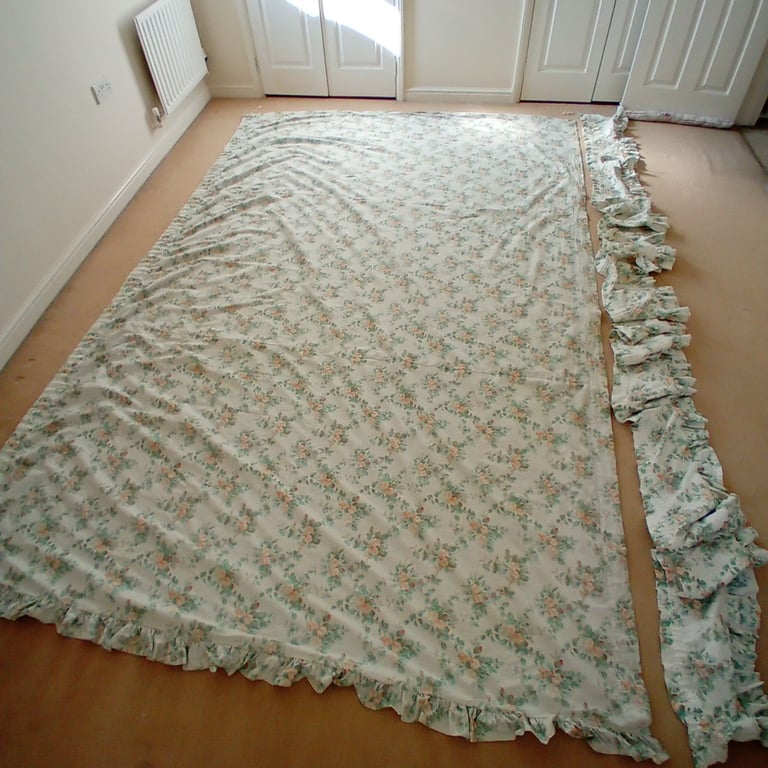 Vintage Laura Ashley 6.5m Louise floral curtains, Pelmet & tie backs