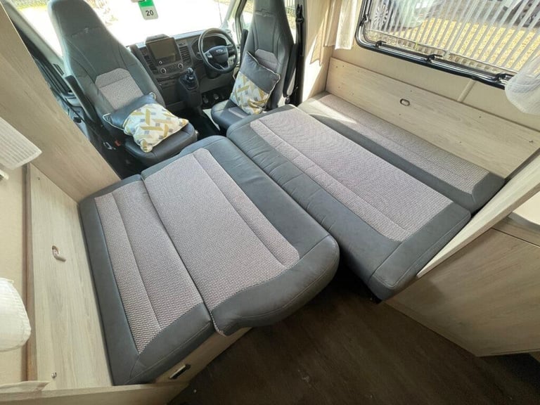 Auto trail F-60 4 berth 4 Belt  End Washroom Motorhome 3500kg