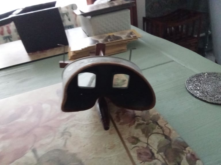 Vintage stereoscope 