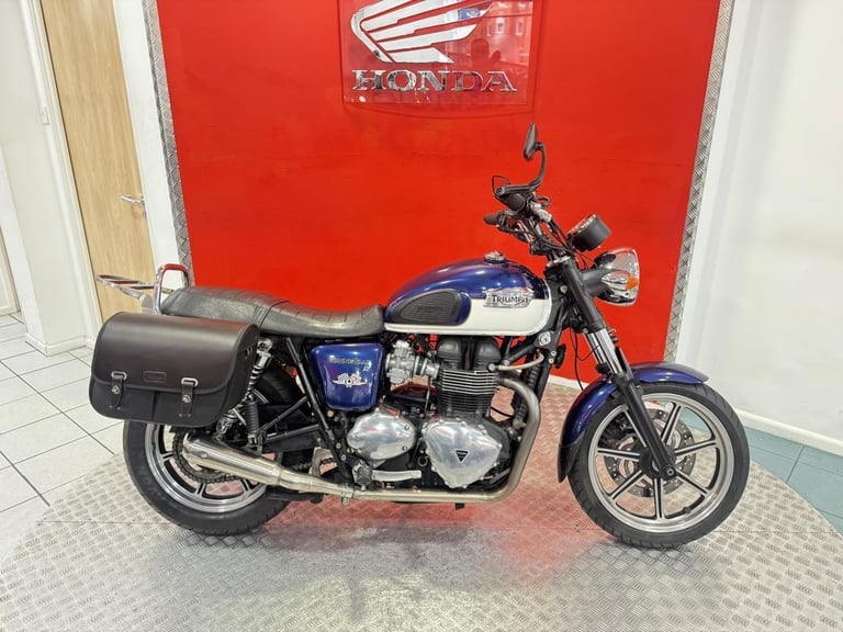 image for 2010 '10' Triumph Bonneville 865