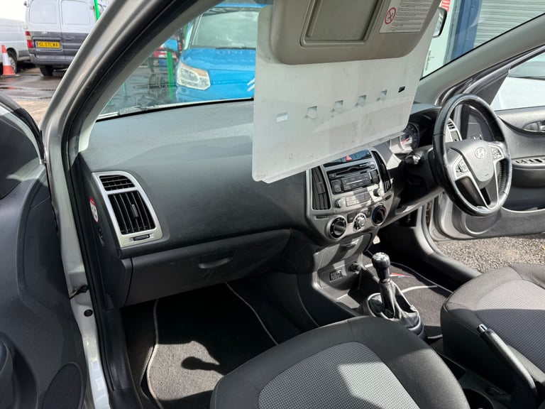 2012 Hyundai i20 5 Door 1.3 Petrol 97,000 Miles MOT’d 31/1/26 , 2 Previous Owners