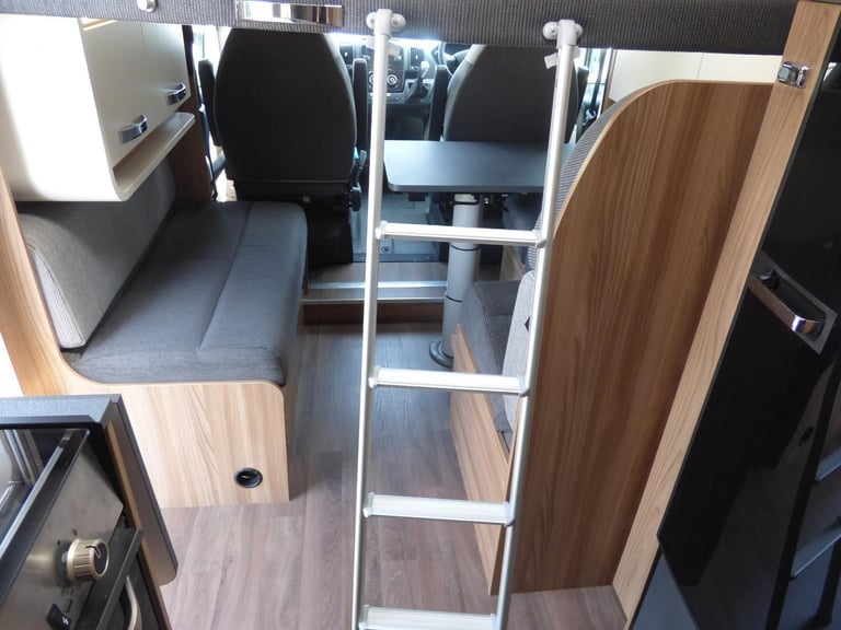 Swift Escape 604 DIESEL SEMIAUTOMATIC 2019/19