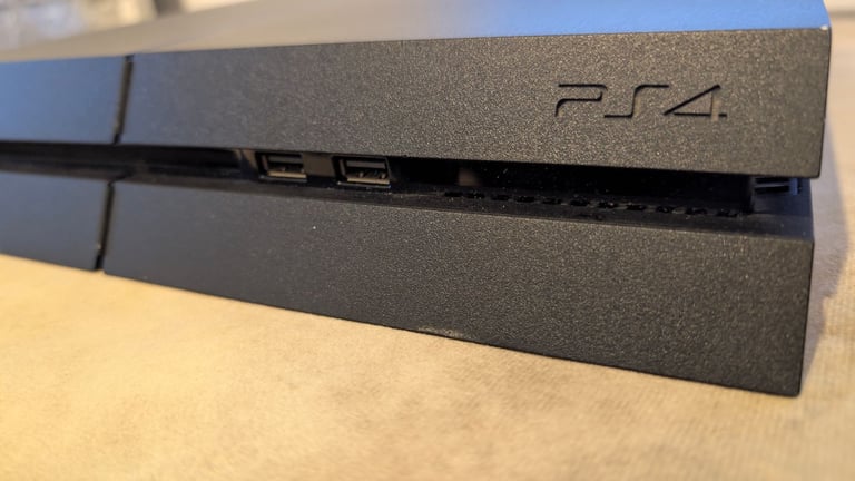 PS4 SONY 