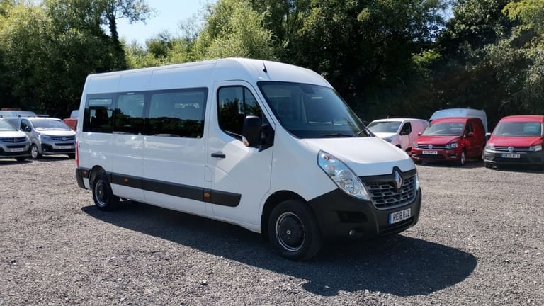 2018 Renault Master 17 SEAT MINIBUS LWB MEDIUM ROOF LM35 145 PS With 6 speed Gearbox, Auto Ligh M...