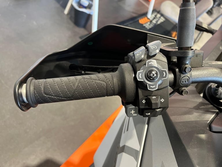2025 KTM Street 1290 SUPER ADVENTURE S Petrol grey 6 Speed
