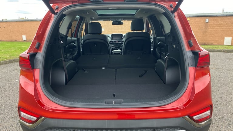 2019 Hyundai Santa Fe 2.2 CRDi Premium SE 5dr 4WD Auto ESTATE DIESEL Automatic