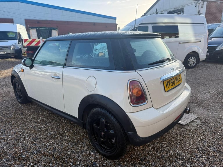 2008 MINI Hatch 1.6 Cooper Steptronic Euro 4 3dr HATCHBACK Petrol Automatic