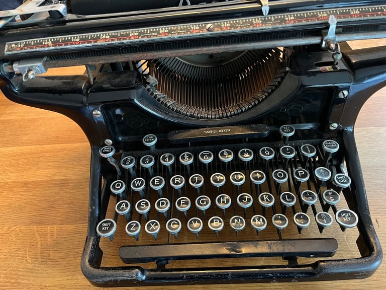 1934 underwood no 6-14 typewriter 