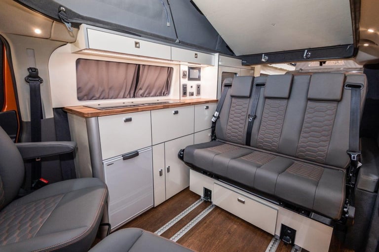 Wellhouse Maxus D7 Elevating Roof