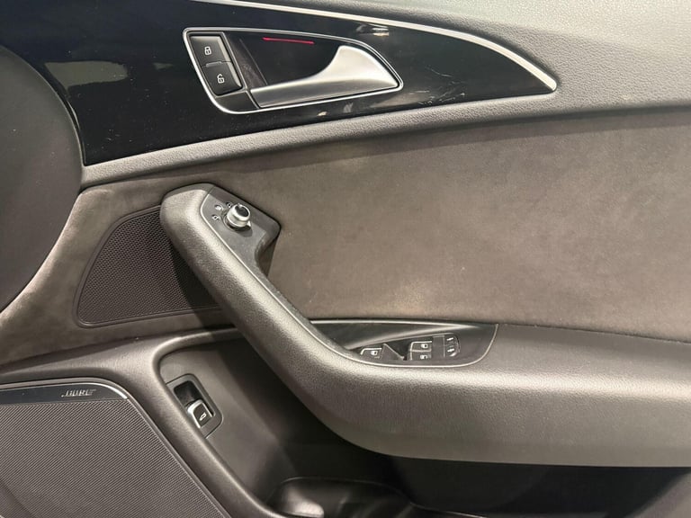 2016 Audi A6 Saloon 2.0 TDI ultra Black Edition S Tronic Euro 6 (s/s) 4dr SALOON Diesel Automatic