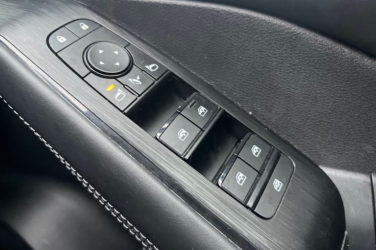 2022 Nissan Qashqai 1.3 DiG-T MH N-Connecta 5dr Hatchback Petrol Manual