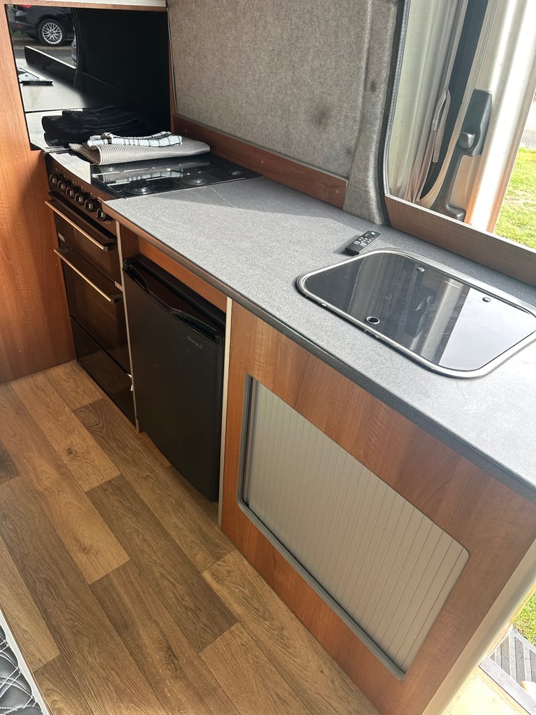 Volkswagen crafter Racevan, Motorhome, Campervan!! Off grid ready ✅ 