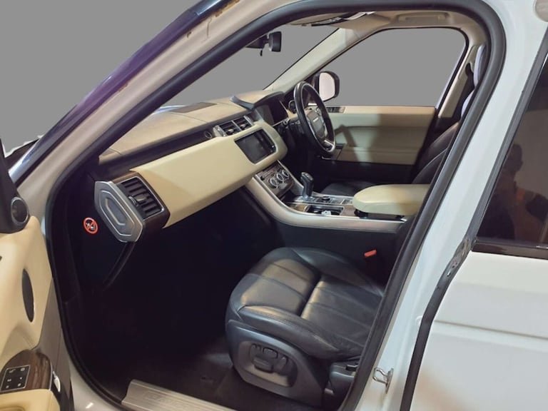 2014 Land Rover Range Rover Sport 3.0 Range Rover Sport HSE SDV6 Auto 4WD 5dr SUV Diesel Automatic