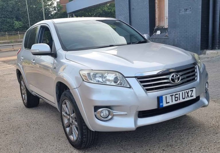 🚙 2012 Toyota RAV4 SR – 2.2 Diesel 4x4 | Automatic | MOT July 2026 ✅