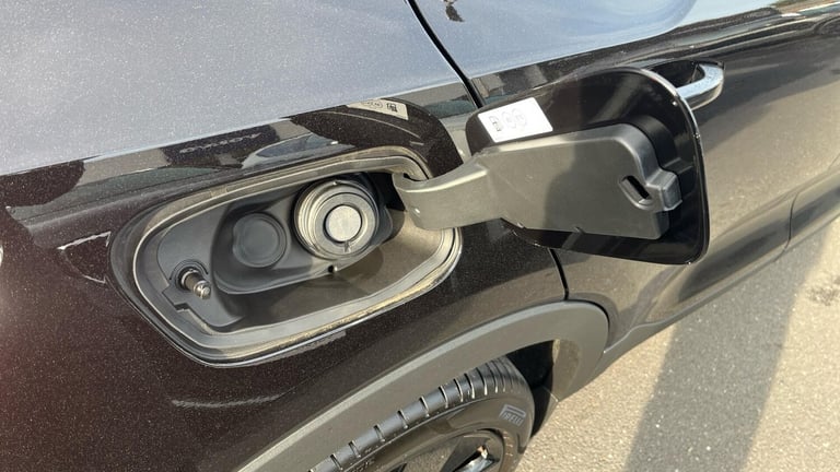 2025 Volvo XC40 2.0 B4 MHEV Plus Black Edition DCT Auto Euro 6 (s/s) 5dr ESTATE Petrol/Electric H...