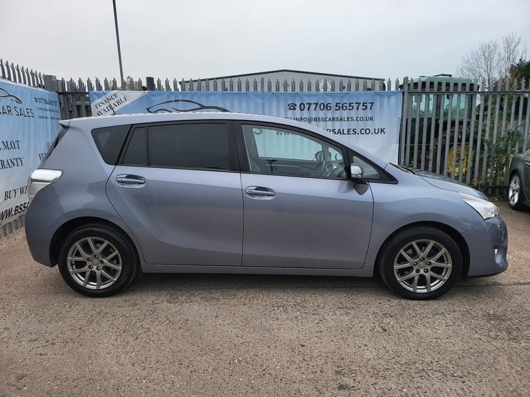 2013 Toyota Verso 2.0 D-4D Excel 5dr MPV Diesel Manual