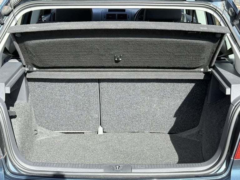 2003 Volkswagen Polo 1.2 S Hatchback 5dr Petrol Manual (144 g/km, 55 bhp) Hatchback Petrol Manual