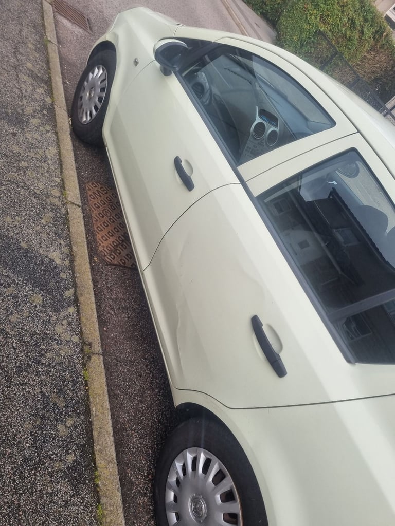 Vauxhall, CORSA, Hatchback, 2011, Manual, 1229 (cc), 5 doors