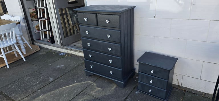 For sale a Beautiful set of draws, in excellent condition, FREE ...