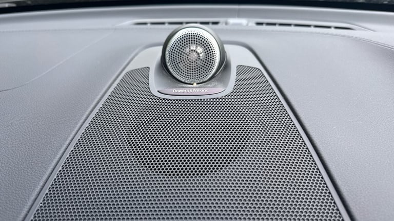 2022 Volvo XC60 2.0 B5P Ultimate Dark 5dr AWD Geartronic Petrol Estate Estate Petrol Automatic