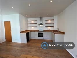 1 bedroom flat in Newington Causeway, London, SE1 (1 bed) (#2639296)