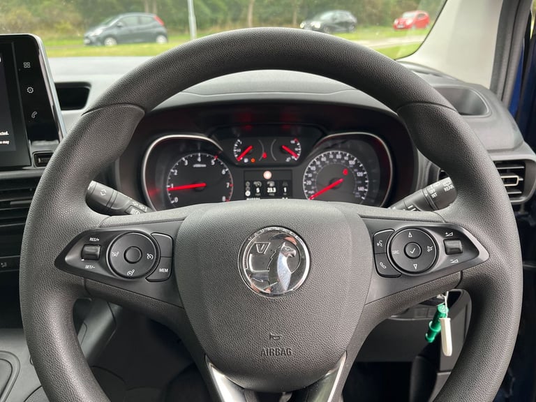  Vauxhall Combo Life 1.5 Turbo D Blueinjection Energy MPV 5dr Diesel Manual