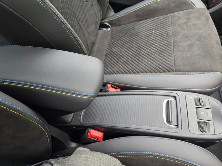 2024 Abarth 500 114kW Turismo 42.2kWh 3dr Auto Hatchback Electric Automatic