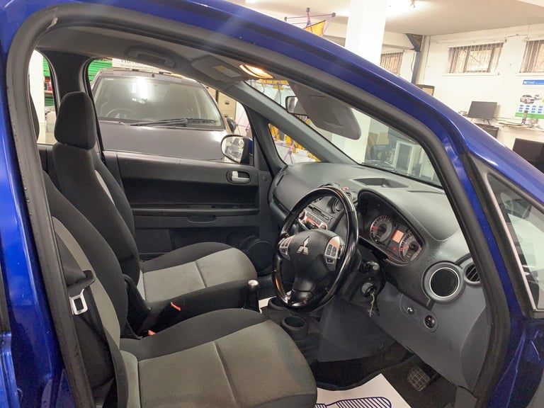 2009 Mitsubishi Colt 1.3 CZ2 5dr Auto HATCHBACK Petrol Automatic