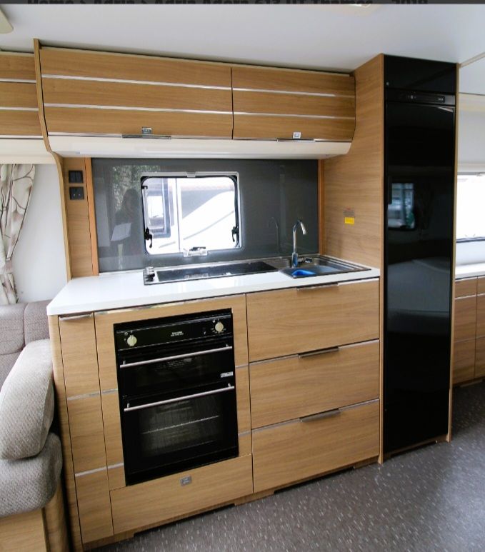 Adria adora 613 UT Thames 