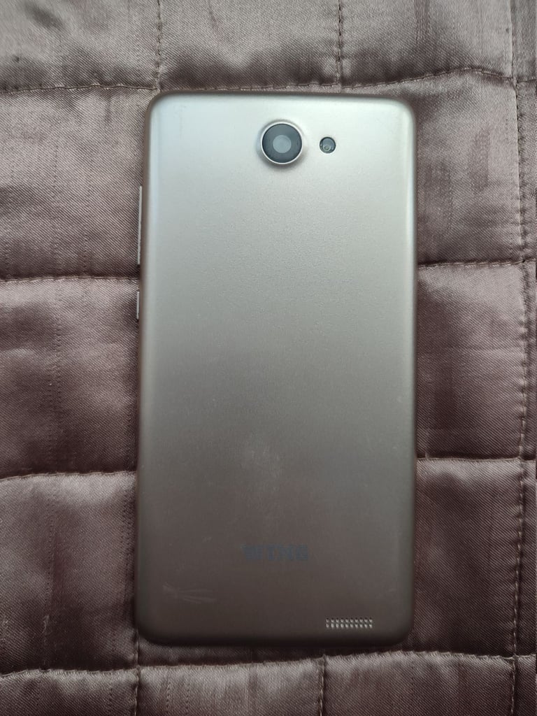 Wing Iris 50 Smartphone - Android 6.0, 5" Display, 5 MP Camera, Dual SIM, Removable Battery