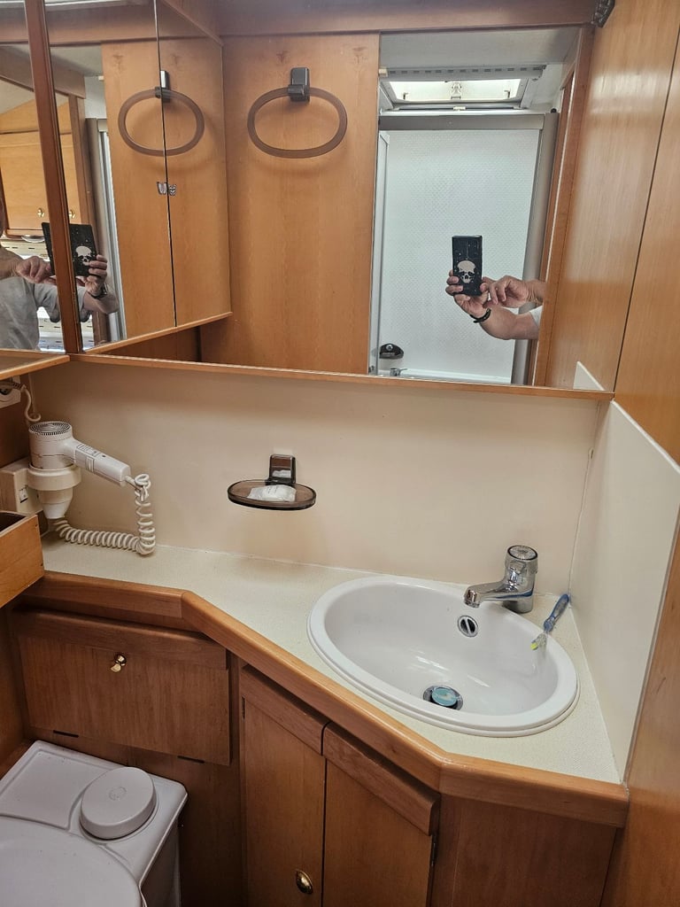 Mercedes-Benz, 1994, 2874 (cc)