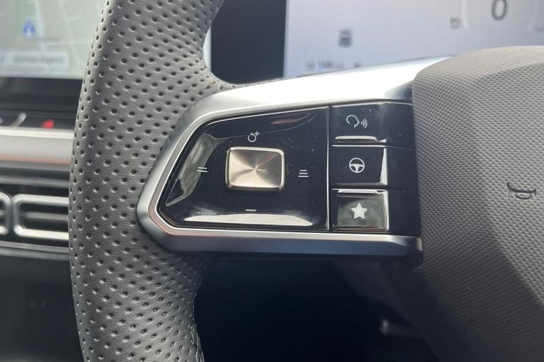 2025 MG MG HS 1.5 T-GDI Hybrid+ Trophy 5dr Auto Automatic Hatchback Hybrid Automatic